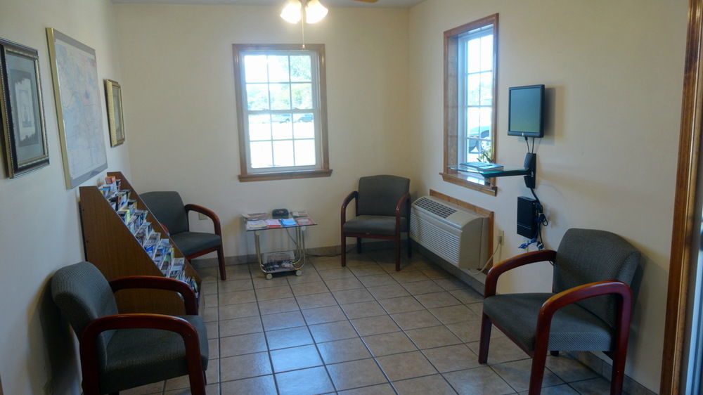 Red Carpet Inn Syracuse Airport North Syracuse Ngoại thất bức ảnh