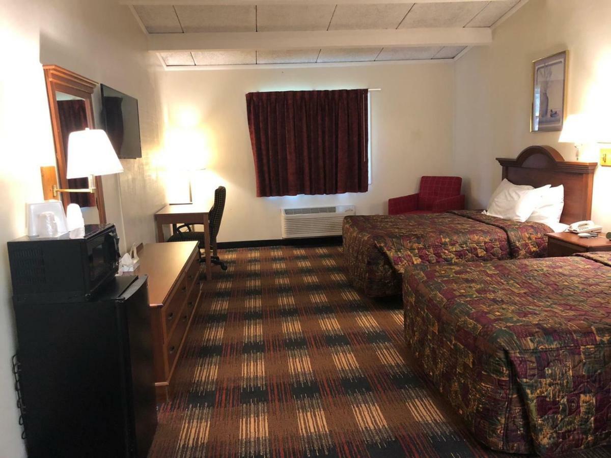 Red Carpet Inn Syracuse Airport North Syracuse Ngoại thất bức ảnh